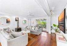 Amazing surf and Hinterland views