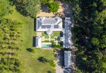 Gatsby-sized Hinterland manor