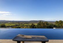 Undisputedly stupendous jewel of the Noosa Hinterland