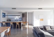 Contemporary beach house in Sunrise Beach