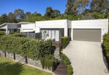 Luxurious modern home in the heart of Noosaville
