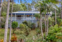 Tropical oasis Queenslander