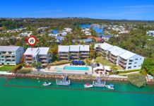 Uninterrupted views of Noosa River