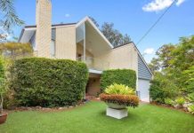 Auctions dominate start of summer selling period