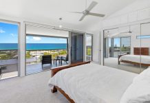 SUBLIME OCEAN-VIEW HOME ON AVOCET PARADE
