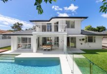 STUNNING PARKSIDE RESIDENCE