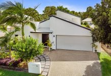 Peaceful and private golf course retreat