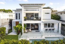 EXQUISITE FINISHES IN PRIME LOCATION