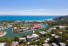 Luxe coastal living, grandstand views