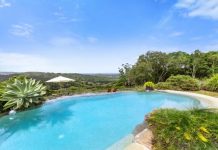 Rosecliffe Boutique Farm Cottages, 93 acres with panoramic views