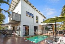 Contemporary beachside living