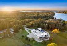 Epic Estate on Noosa Riverfront Reserve