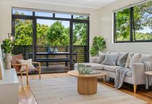 Loving the Good Life in Sunshine Near the Beach