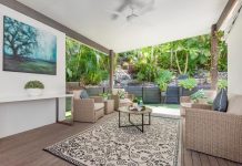 PRIME LOCATION SUNSHINE BEACH