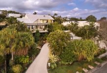 Sunshine Beach Haven, Elevated with Sensational Hinterland Views