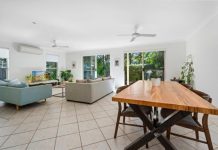 Whisper Quiet Waterside Living; Pathway to Noosa River Foreshore