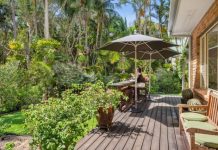 Comfortable lifestyle in beachside location