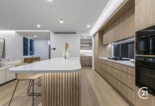 BRAND NEW LUXURIOUS ABODE STEPS FROM NOOSA RIVER