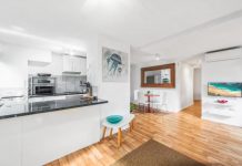 “Belmondo’s” – Boutique Waterfront Lifestyle