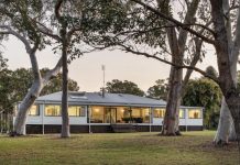 Coastal living, Country Style