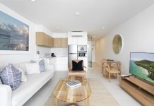 Penthouse with private rooftop terrace