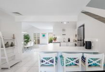 Spacious Townhouse in Small Boutique Complex