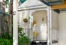 Queenslander Style – Charming Family Home In Prime Location