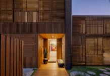 Contemporary Luxury Waterfront Living