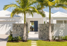 TURN-KEY WATERFRONT LUXURY