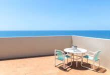 Spacious and Versatile Unit with Outstanding Ocean Views