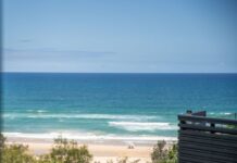 Seconds to White Sand Beach; Perfectly Pitched on Sunshine