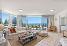 BEACHSIDE BLISS: WIDE OCEAN VIEWS