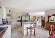 Acreage Living With Endless Possibilities