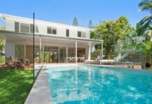 Easter parade of properties entice