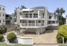 Small Gympie Terrace Complex