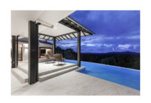 RESORT STYLE PARADISE WITH SPECTACULAR VIEWS