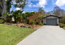 Immaculate Home on 1055sqm with Shed and Charm