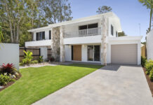 Luxurious Dual Living in a Prestigious Pocket of Noosa Heads