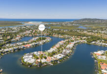 FRONT-ROW WATERFRONT LIVING