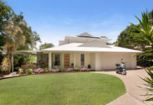 Eco-Chic : Luxury Living at Sunrise Beach